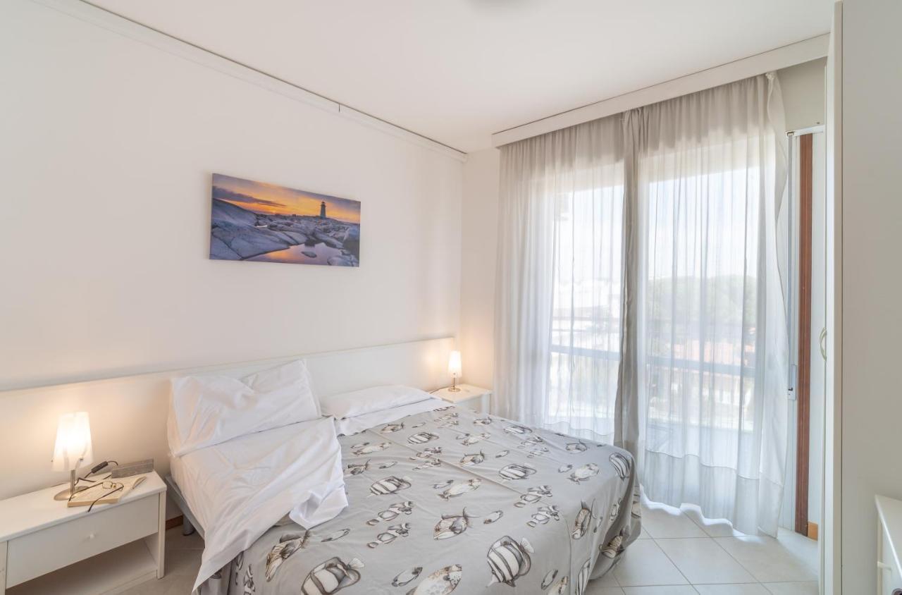 Residenza Puerto Do Sol Apartment Линяно Сабиадоро Екстериор снимка